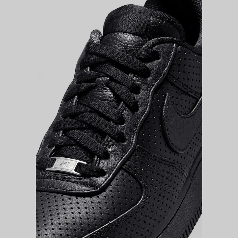 Air Force 1 SP Perforated - Triple Black