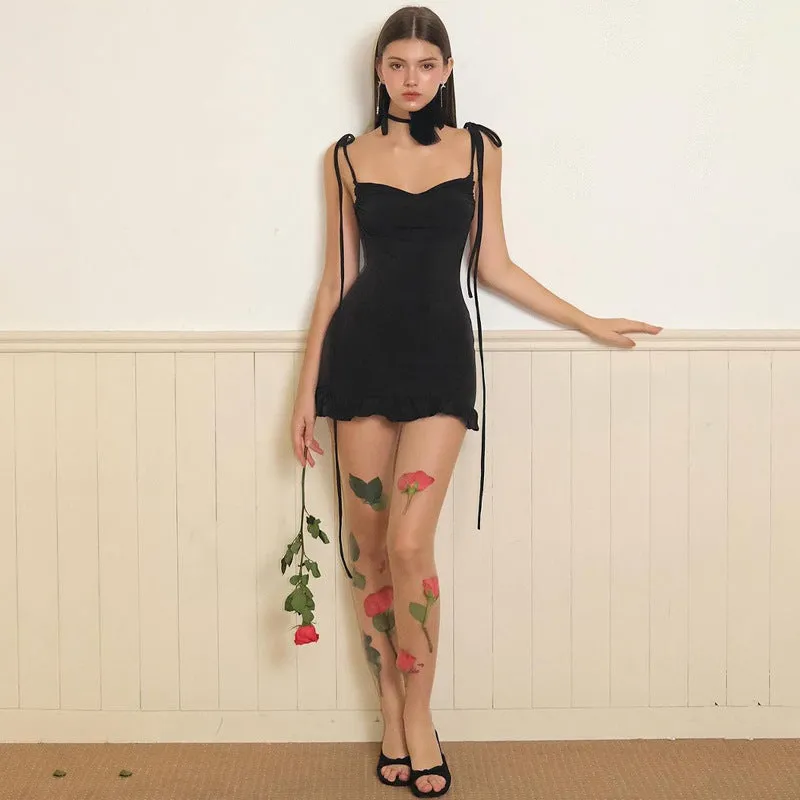 Backless folds lace up dress