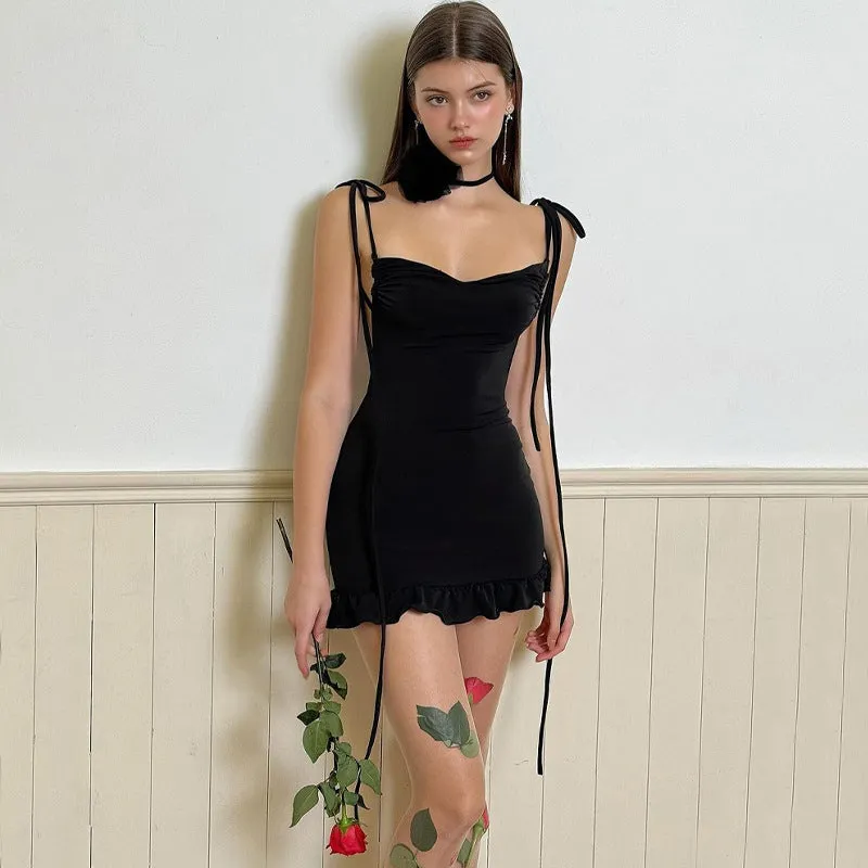 Backless folds lace up dress