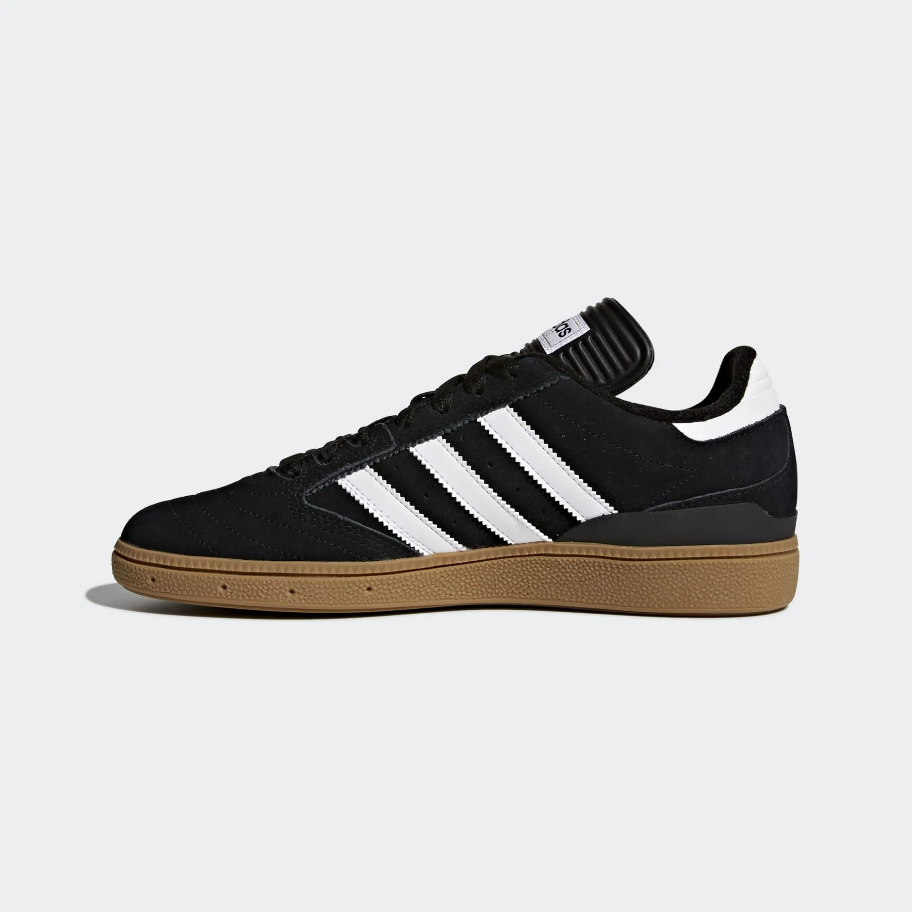 BUSENITZ PRO SHOES - Core Black / Footwear White / Gold Metallic