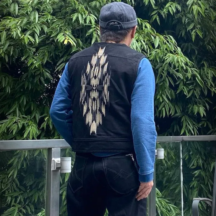 BZEN M.3203R-SILAS NAV-BB REGULAR FIT LINED VEST WITH NATIVE AMERICAN MOTIF BLACK DENIM-11OZ-E0 BLACK
