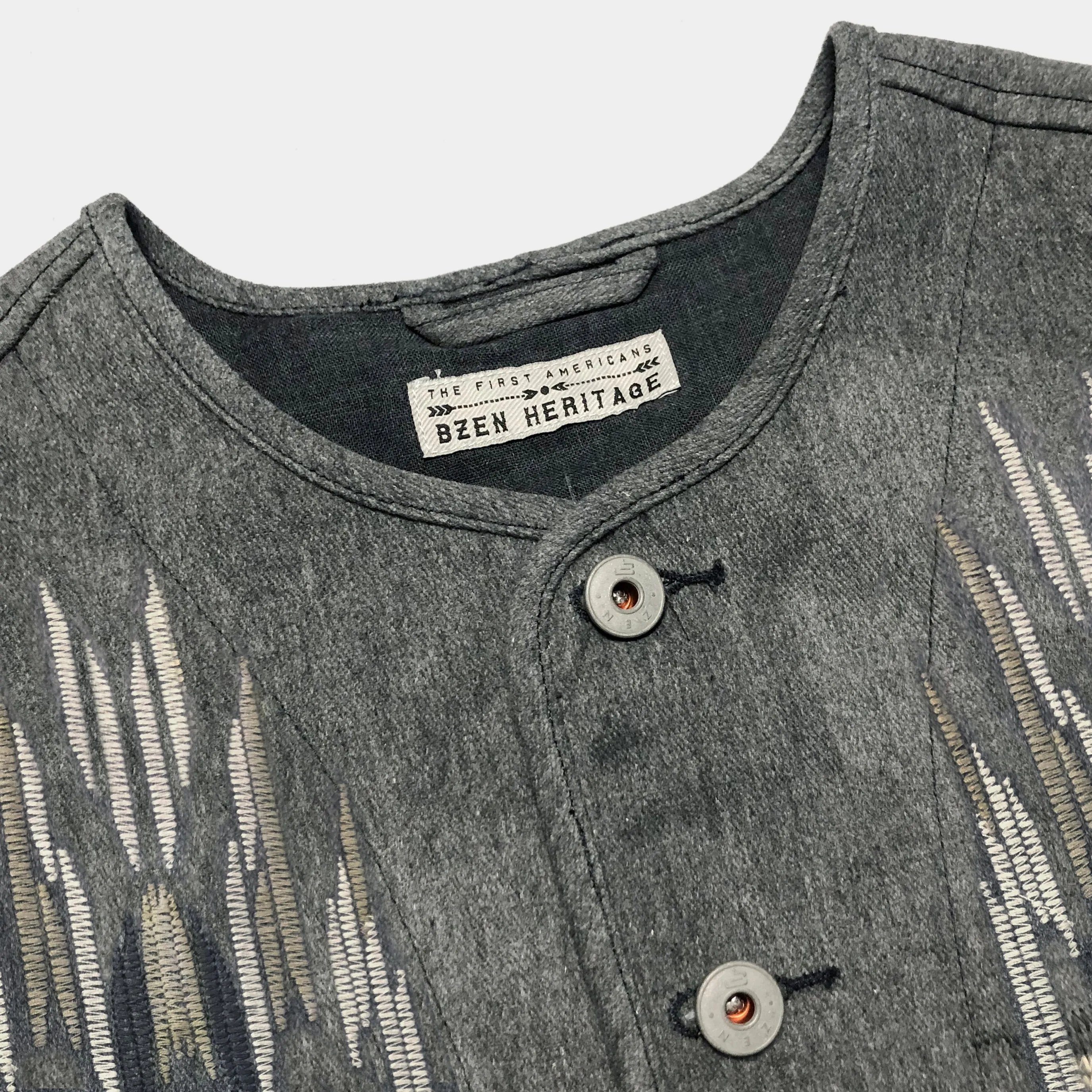 BZEN M.3203R-SILAS NAV-G REGULAR FIT LINED VEST WITH NATIVE AMERICAN MOTIF BRUSHED TWILL-12OZ-E0 GREY