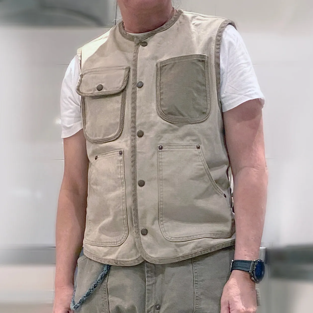 BZEN M.3203R SILAS4-CS REGULAR FIT 4 POCKET VEGGIE DYED CANVAS VEST-12.5OZ-E0 SAND