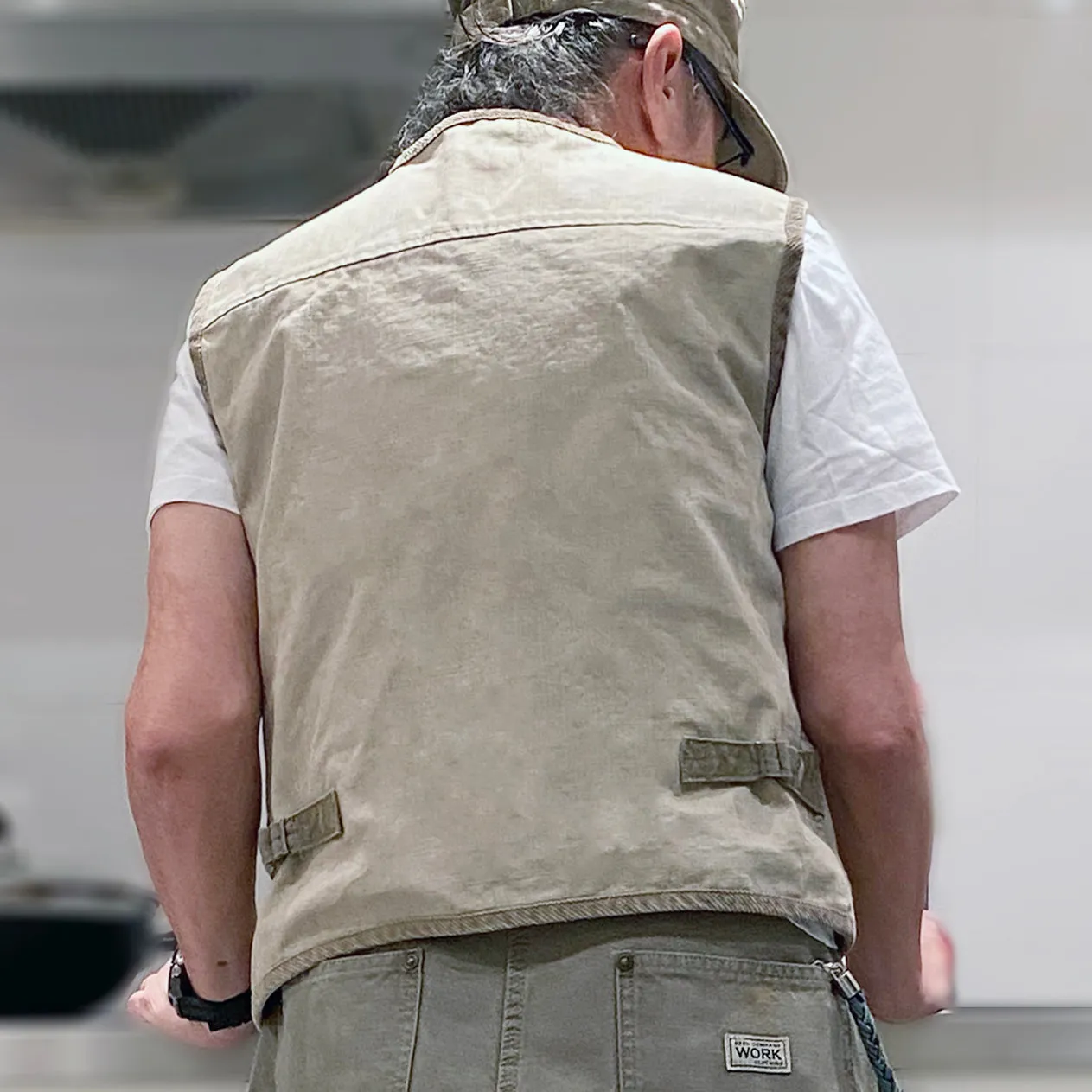 BZEN M.3203R SILAS4-CS REGULAR FIT 4 POCKET VEGGIE DYED CANVAS VEST-12.5OZ-E0 SAND