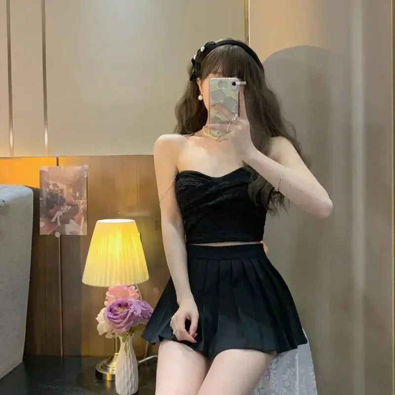 Chain Folds Lace Crop Top
