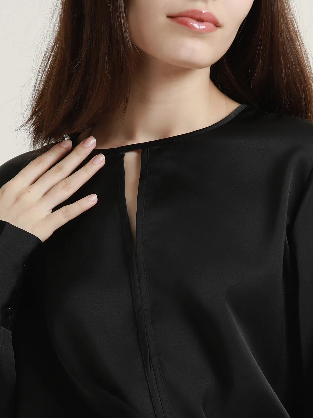 DL Woman Stylised V-neck Regular Fit Solid Black Top