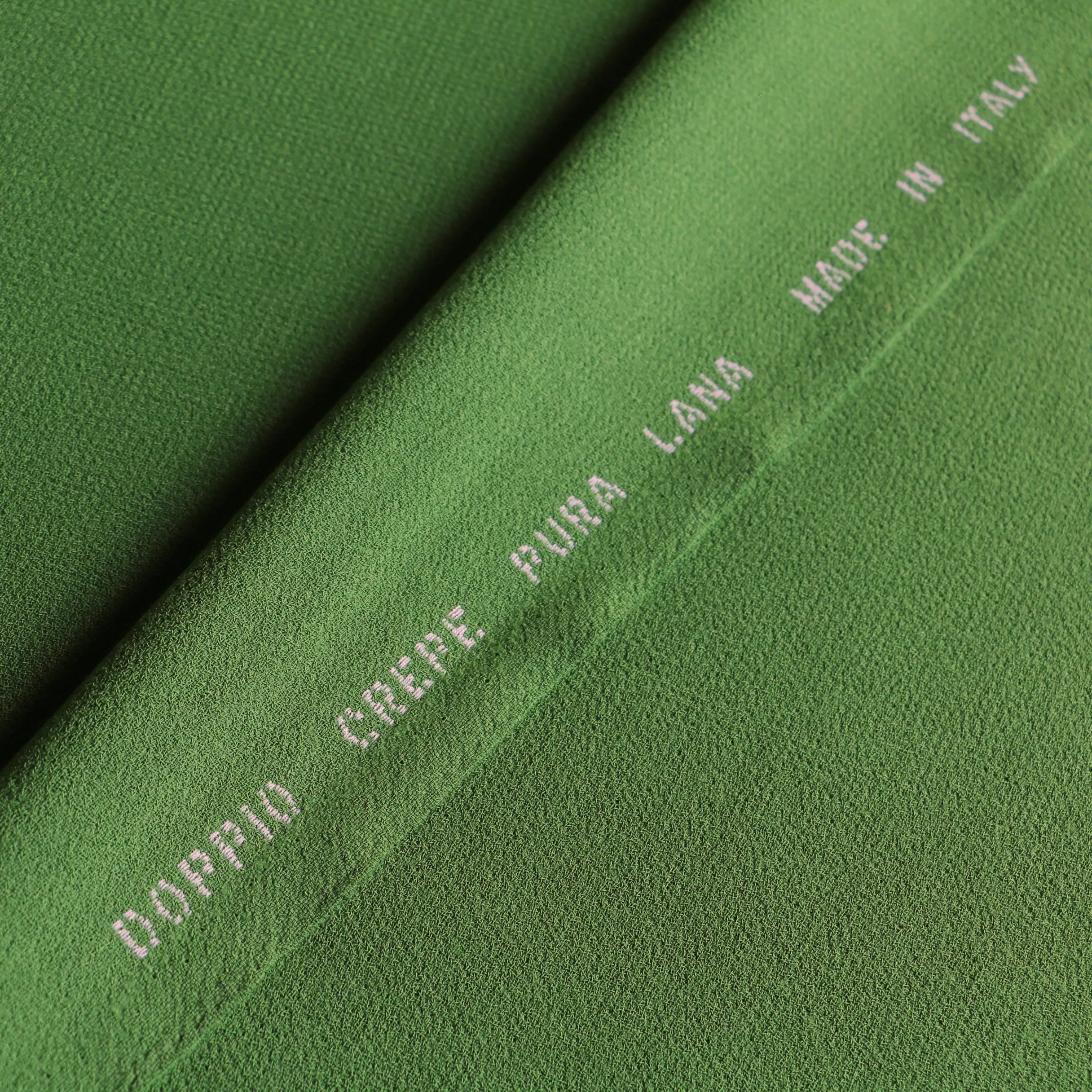 Doppio Crepe Leaf