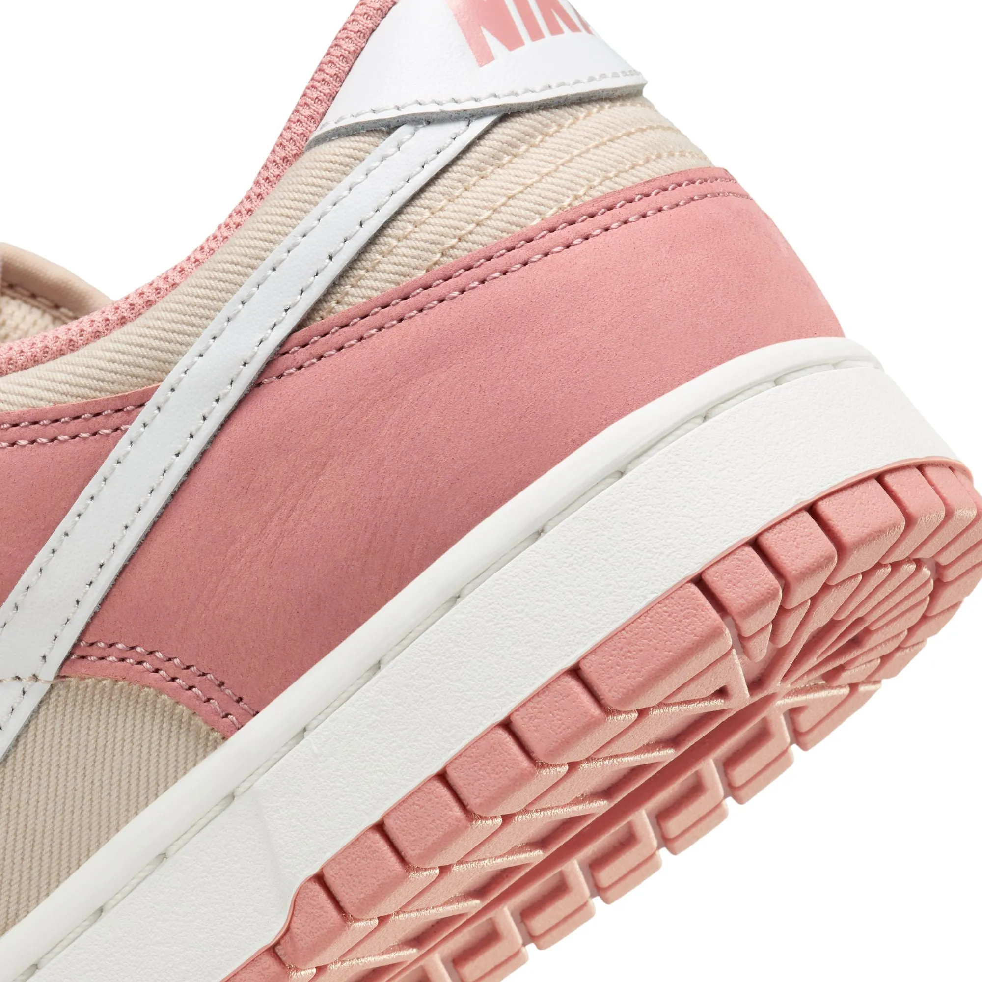 Men's Nike Dunk Low Retro PRM