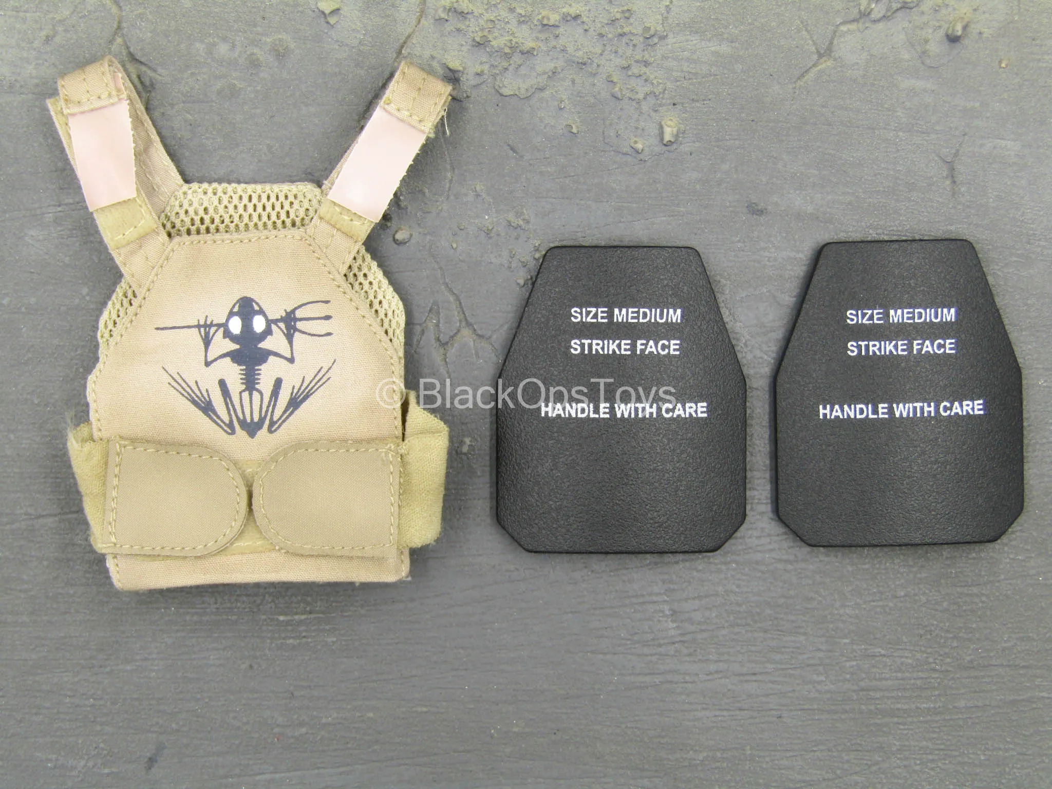 NSW Winter Warfare - Tan Plate Carrier w/Plates
