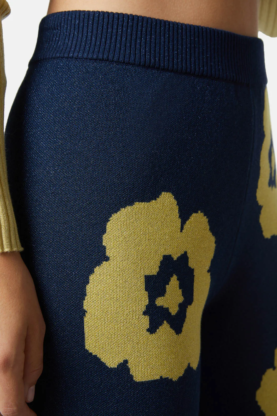 Rose Float Knit Pant