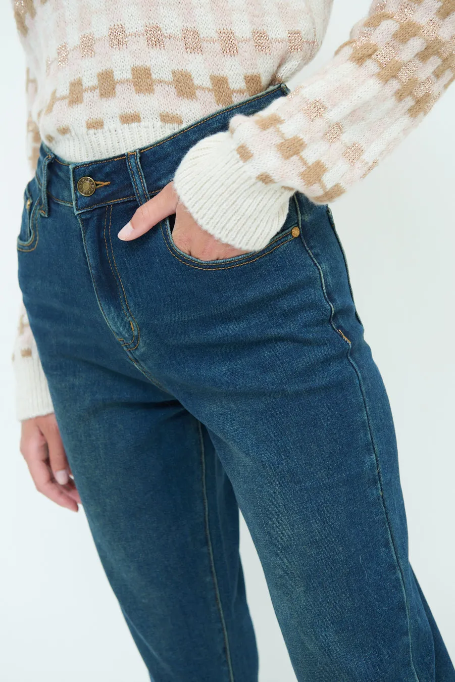 Sleek high-waist tapered jeans wholesale
