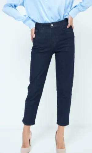 Sleek high-waist tapered jeans wholesale