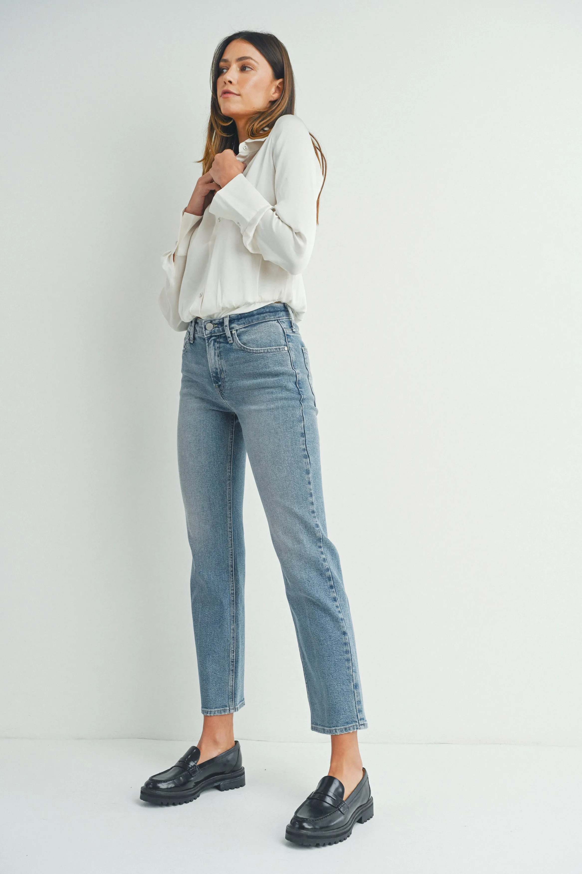 The Mid Rise Straight Jean