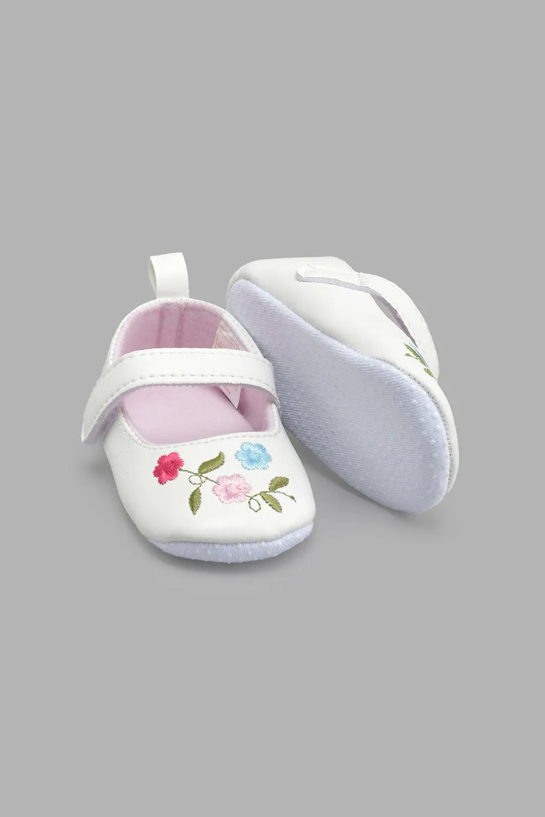 White Flower Embroidered Pump For Baby